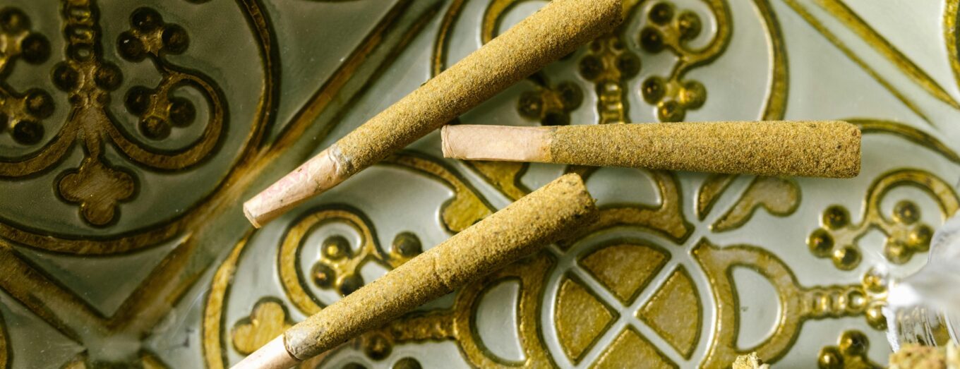 How to Roll a Joint: The Ultimate Step-by-Step Guide for Beginners and Enthusiasts